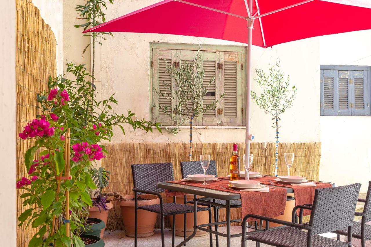 Stately Central Apartment Atenas Exterior foto