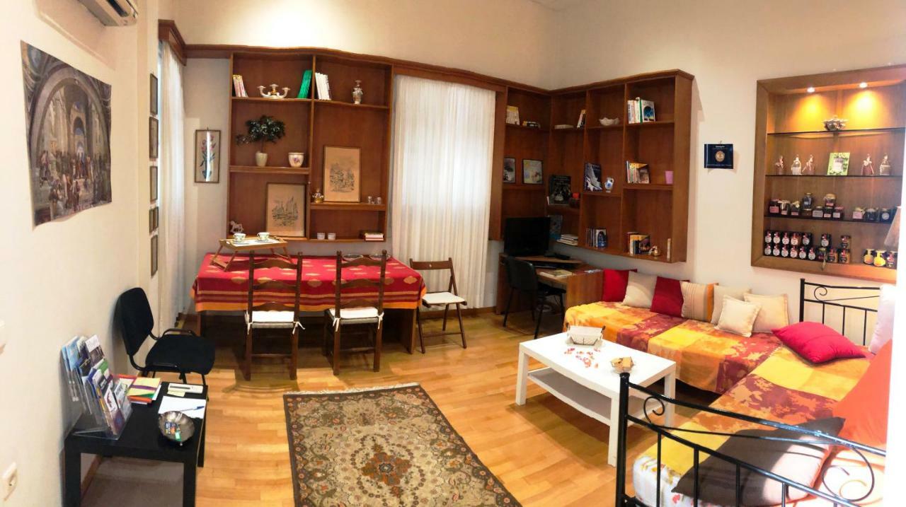 Stately Central Apartment Atenas Exterior foto